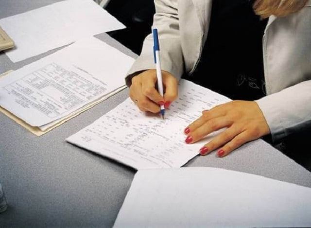 Địa chỉ dịch thuật công chứng hồ sơ du học giá rẻ
